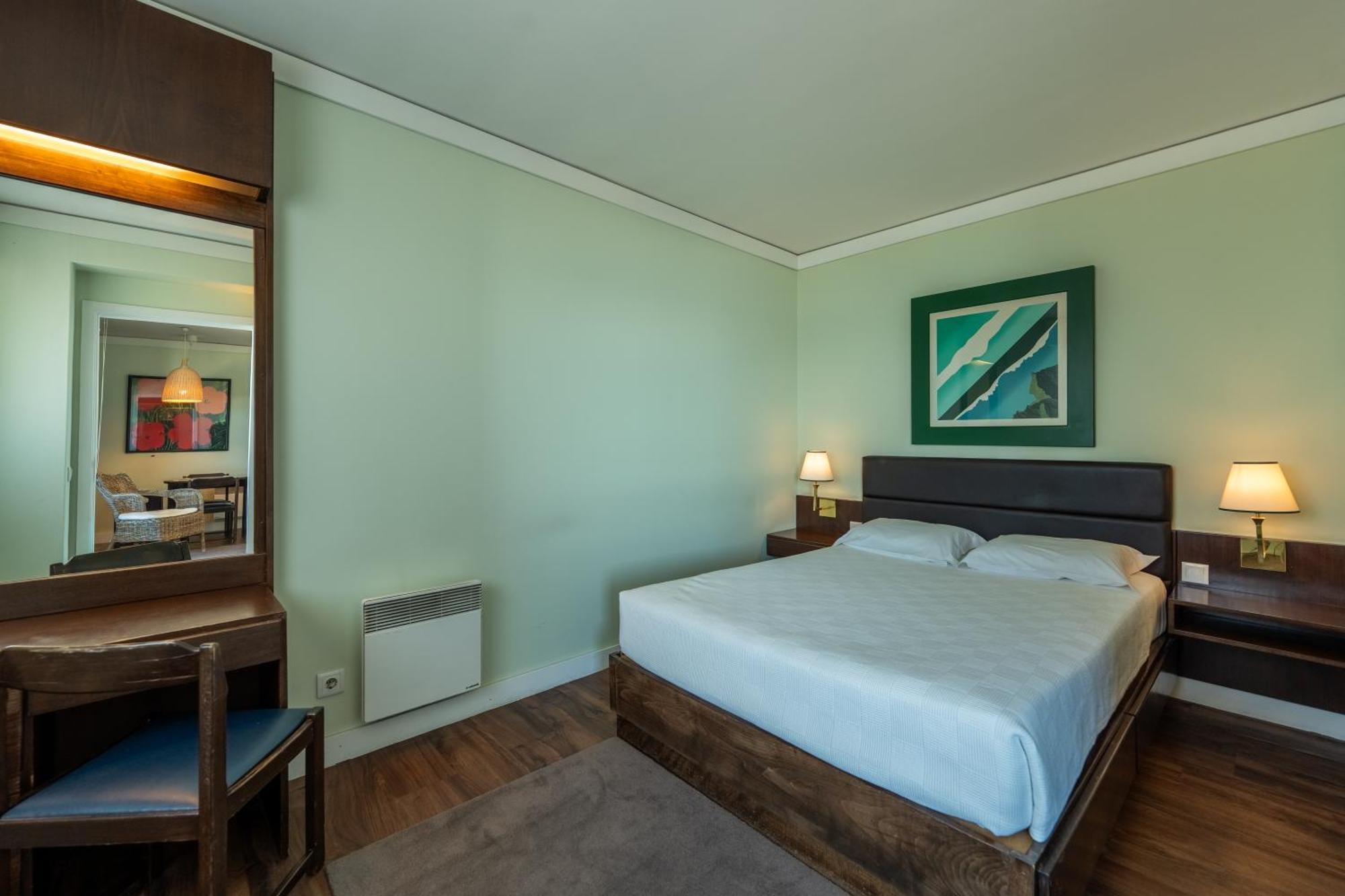 Superior One-Bedroom Apartment Sea View